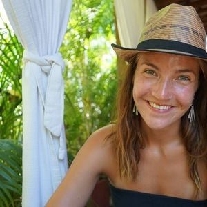 Meet your Posher, Madeline